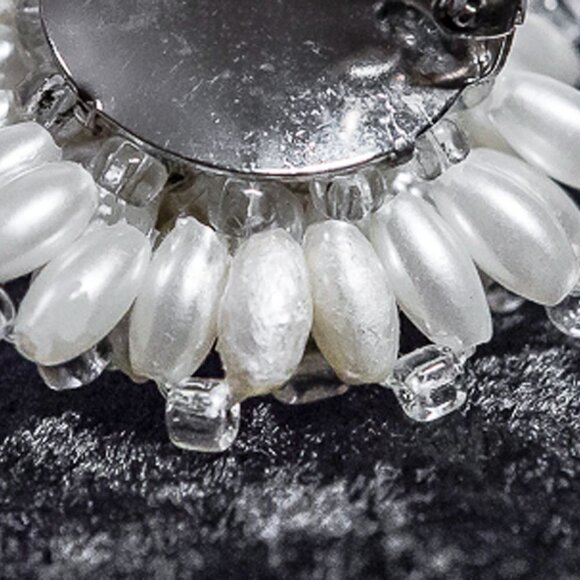 PRETTY Vintage Faux Pearl and Clear Beads Cluster Style Earrings CLIP ON - Picture 7 of 13